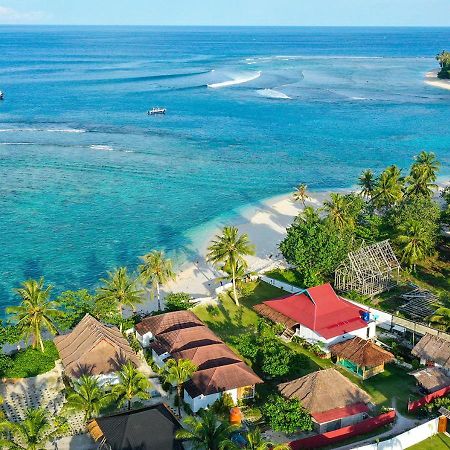 Katiet Beach Resort Mentawai Lances Right Hts Exterior photo