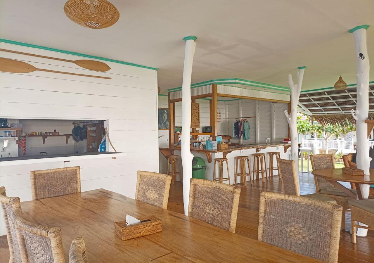 Katiet Beach Resort Mentawai Lances Right Hts Exterior photo
