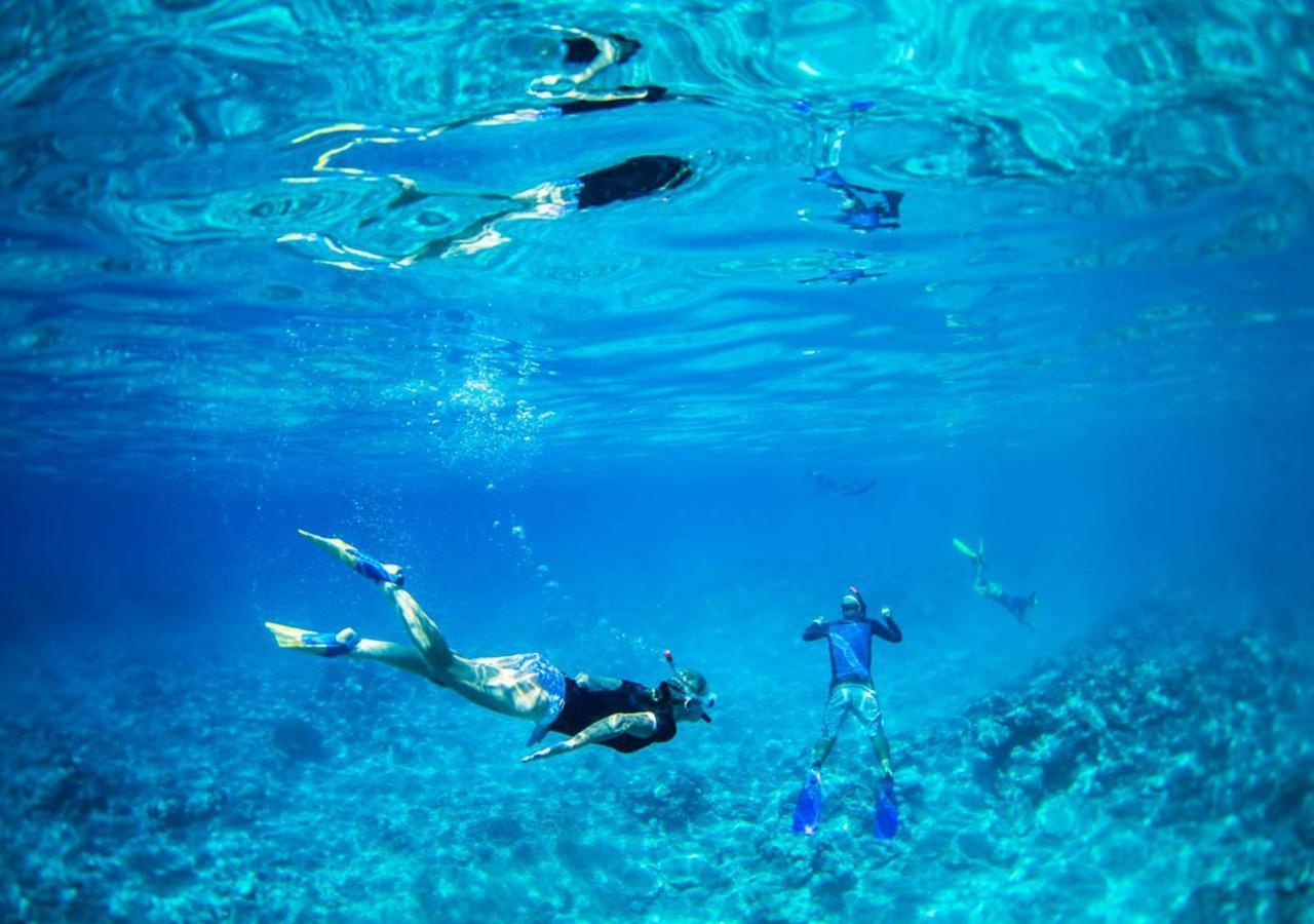 Katiet Beach Resort Mentawai Lances Right Hts Exterior photo